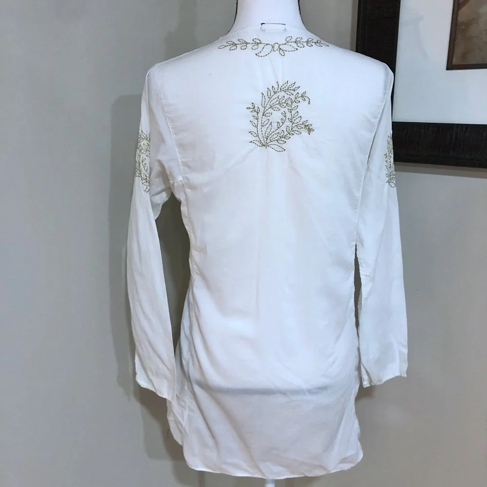 *J. CREW* White Embroidered Long Sleeve Top Size XS